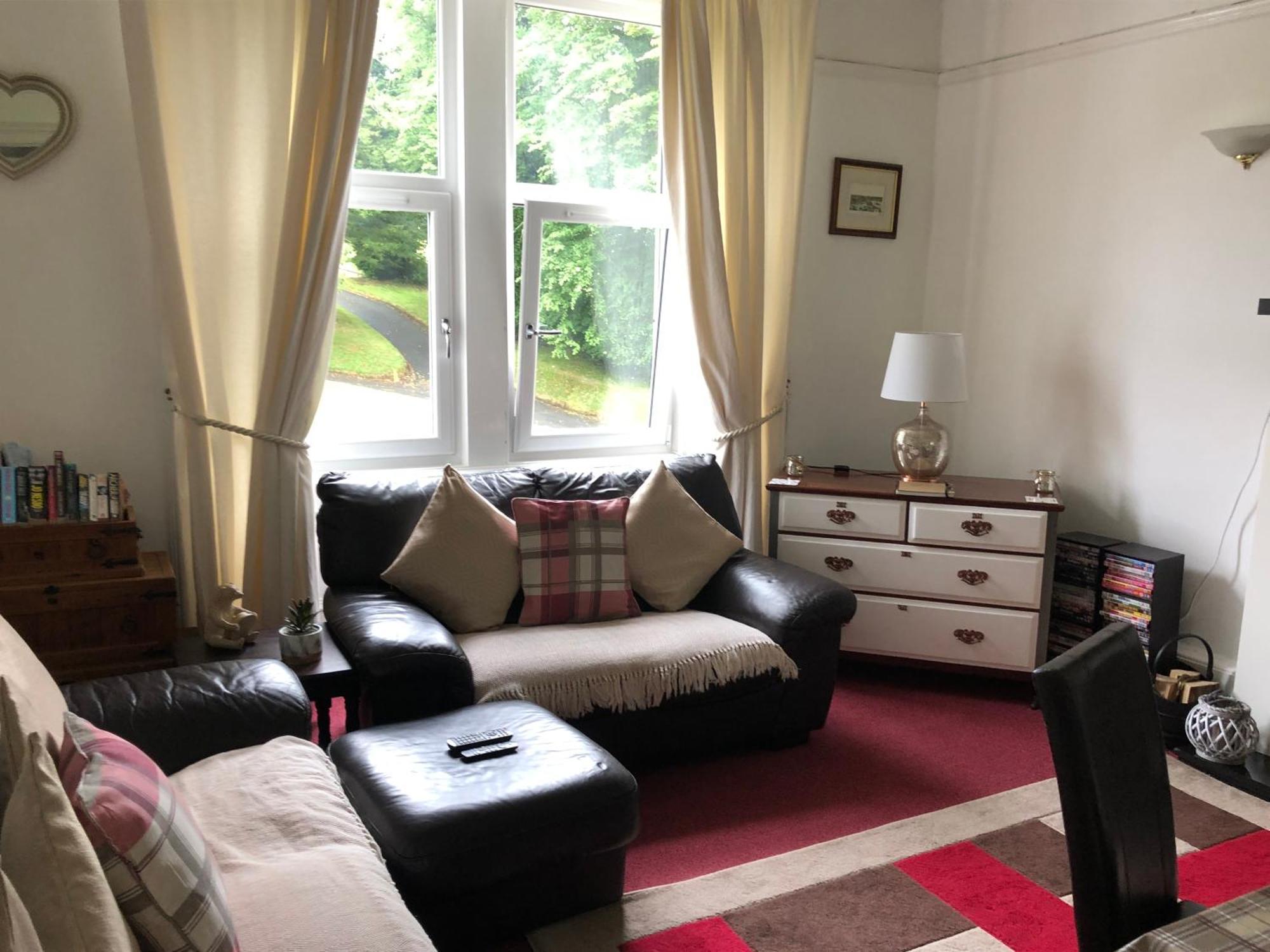 Captivating 2-Bed Apartment In Isle Of Bute Rothesay Exterior foto
